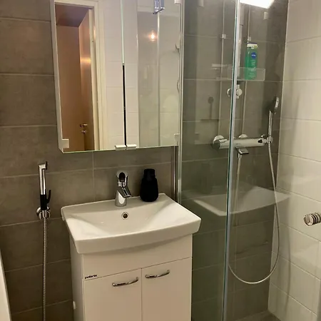 Huttunen 2 - Ihqu Kaksio Mahtavalla Sijainnilla! *