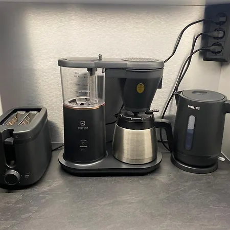 Huttunen 2 - Ihqu Kaksio Mahtavalla Sijainnilla! Apartamento