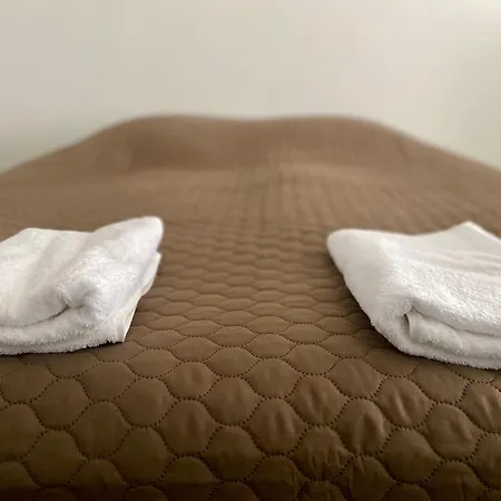 Huttunen 2 - Ihqu Kaksio Mahtavalla Sijainnilla!